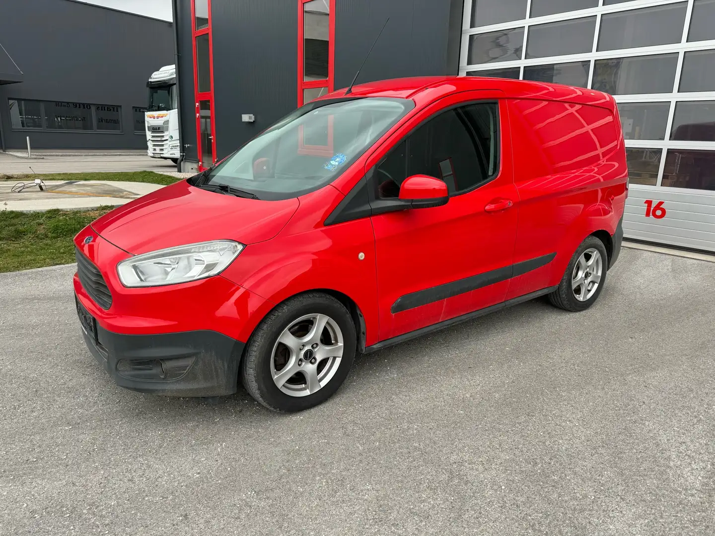 Ford Tourneo Courier 1,0 EcoBoost Trend Rot - 2