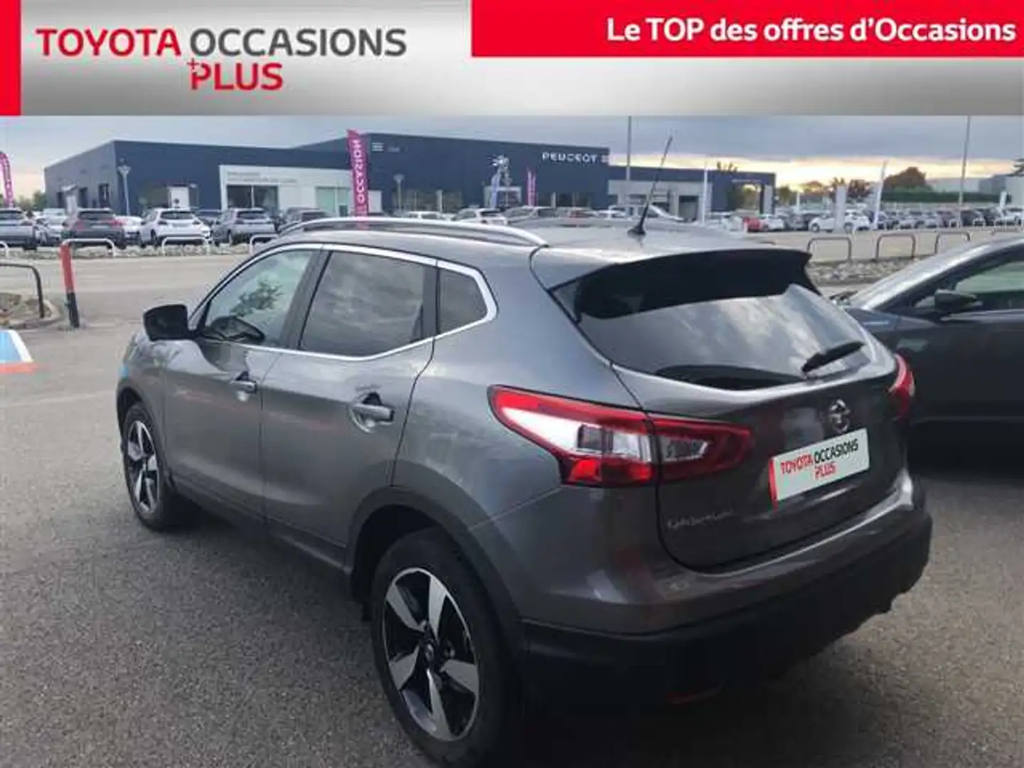 Nissan Qashqai II 1.6 dCi 130 Stop/Start Connect Edition Gris - 2