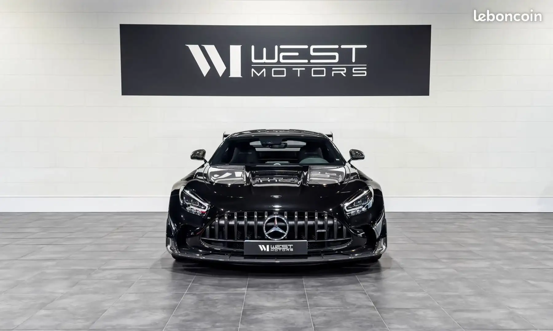 Mercedes-Benz AMG GT Mercedes-AMG Black Series V8 4.0 730 – 1°Main Française Carbone Freins Céramique Burmester 3923EMOIS Schwarz - 2