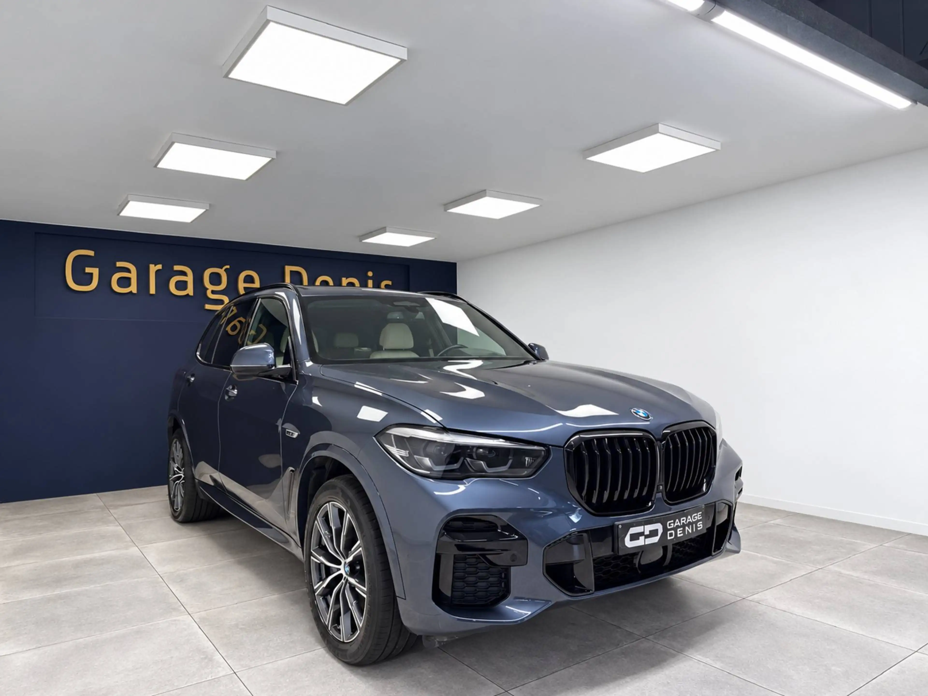 BMW X5 PHEV 3.0A xDrive45e *TVA*GPS+CAMERA*LED*CUIR*TOIT- — photo 4