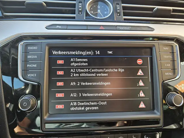 Volkswagen Passat view 16