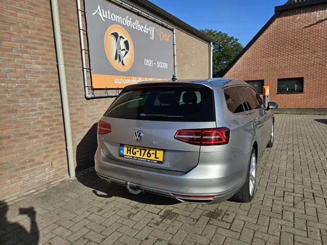 Volkswagen Passat view 27