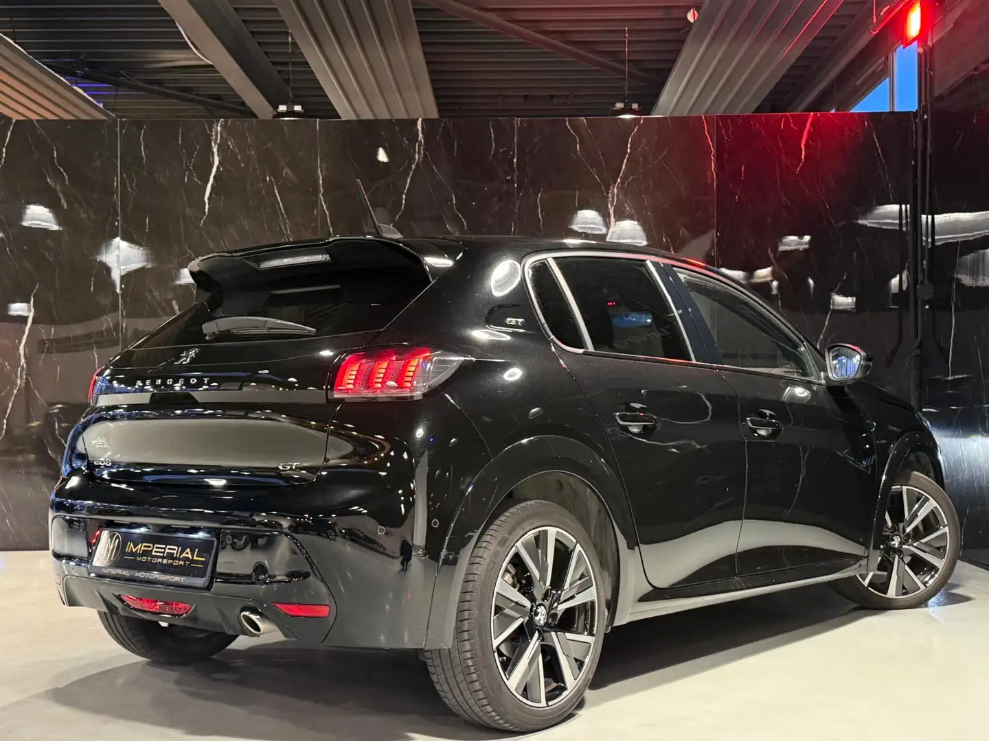 Peugeot 208 1.2 PureTech GT 3D Virtual|Keyless|360 Camera|Sfee Noir - 2