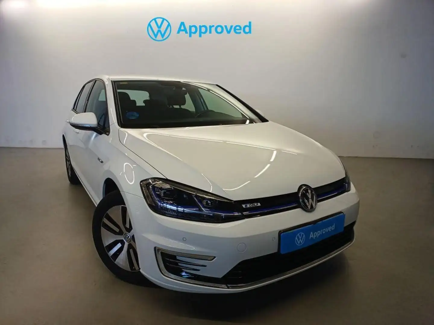 Volkswagen Golf e-Golf ePower Blanc - 1