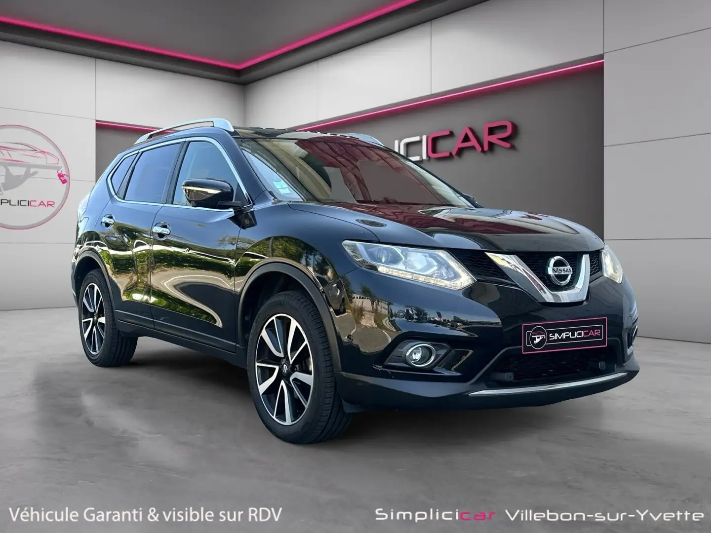 Nissan X-Trail Tekna Zwart - 1