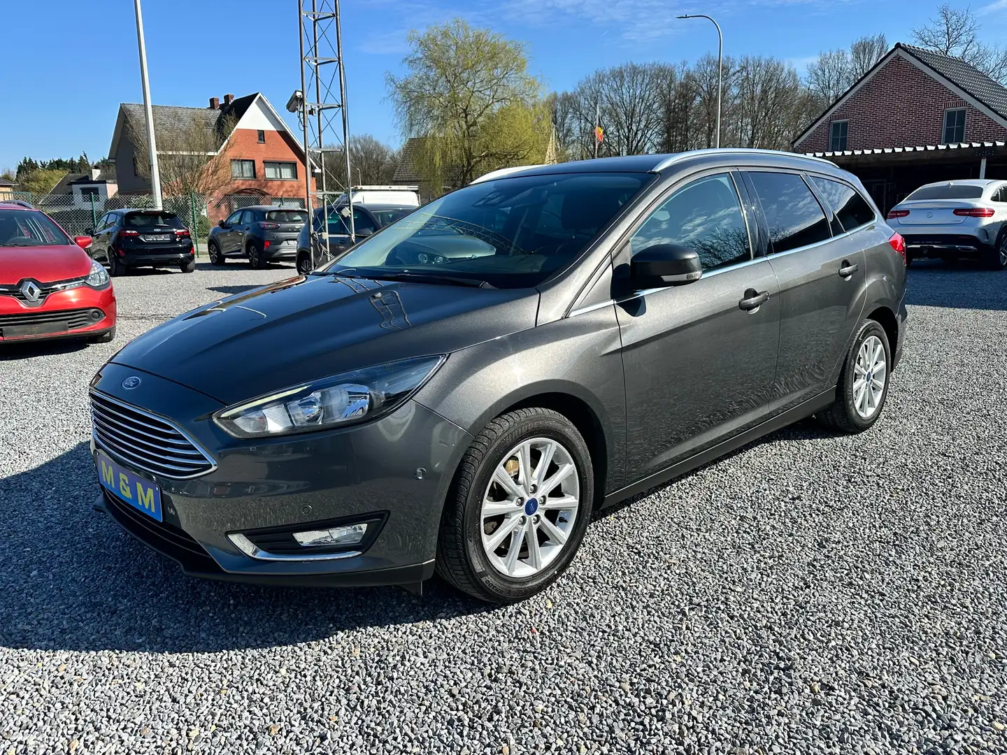 Ford Focus 1.5 EcoBoost Titanium ** 12 m garantie ** Grau - 1