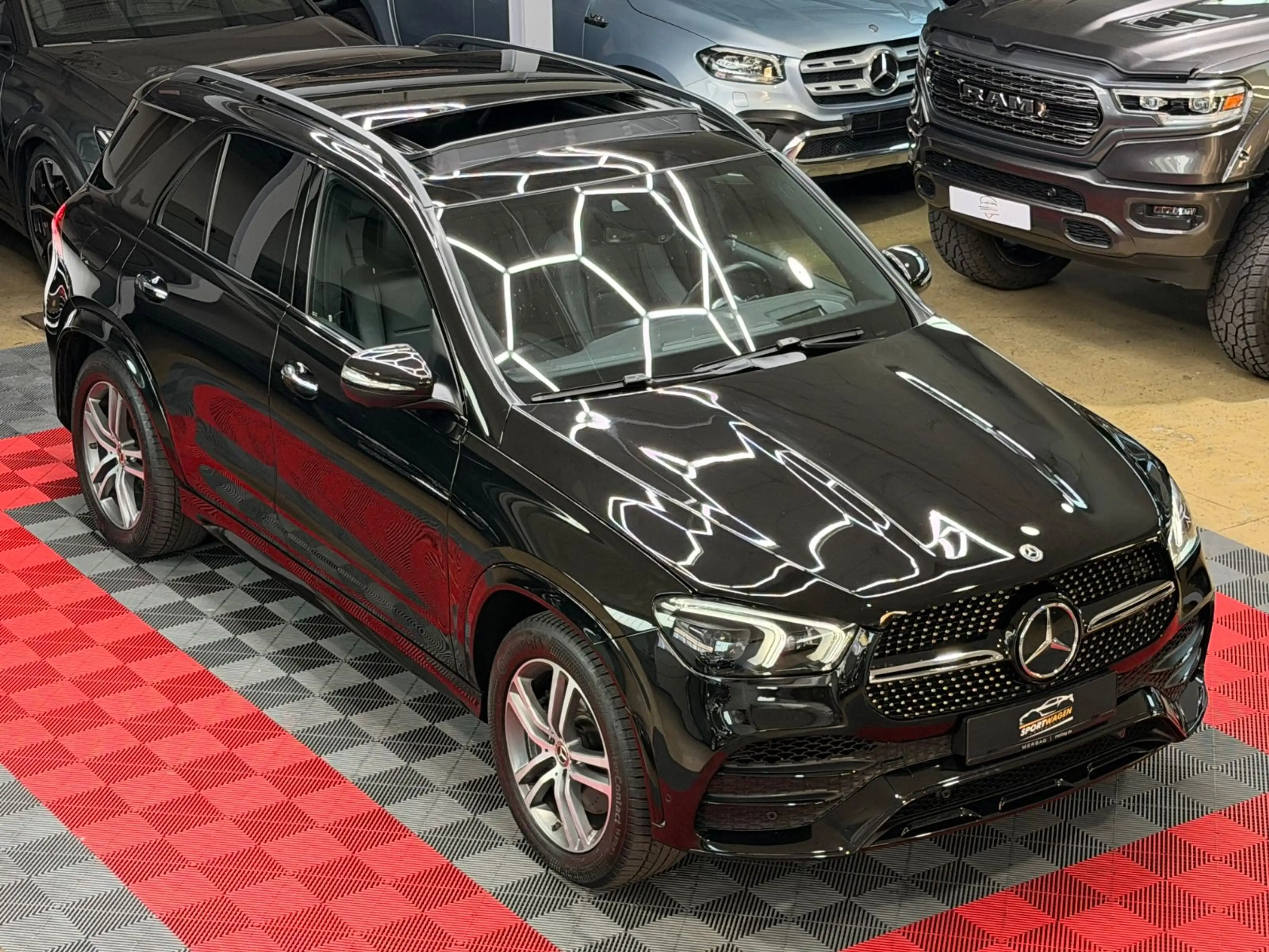 Mercedes-Benz GLE 400 d 4Matic AMG Line Pano HUD Burmester 360°