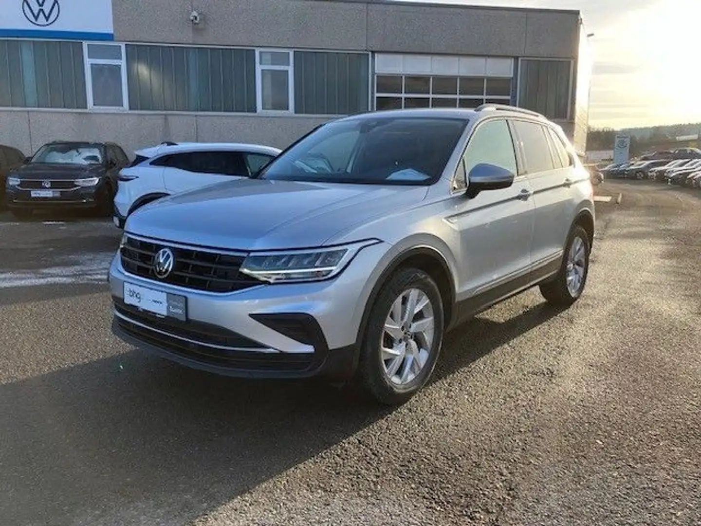 Volkswagen Tiguan 2.0 TDI DSG Life 4Motion Silber - 2