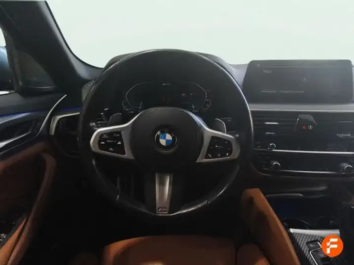 BMW Serie 5 530e (G30) 2020, foto 13