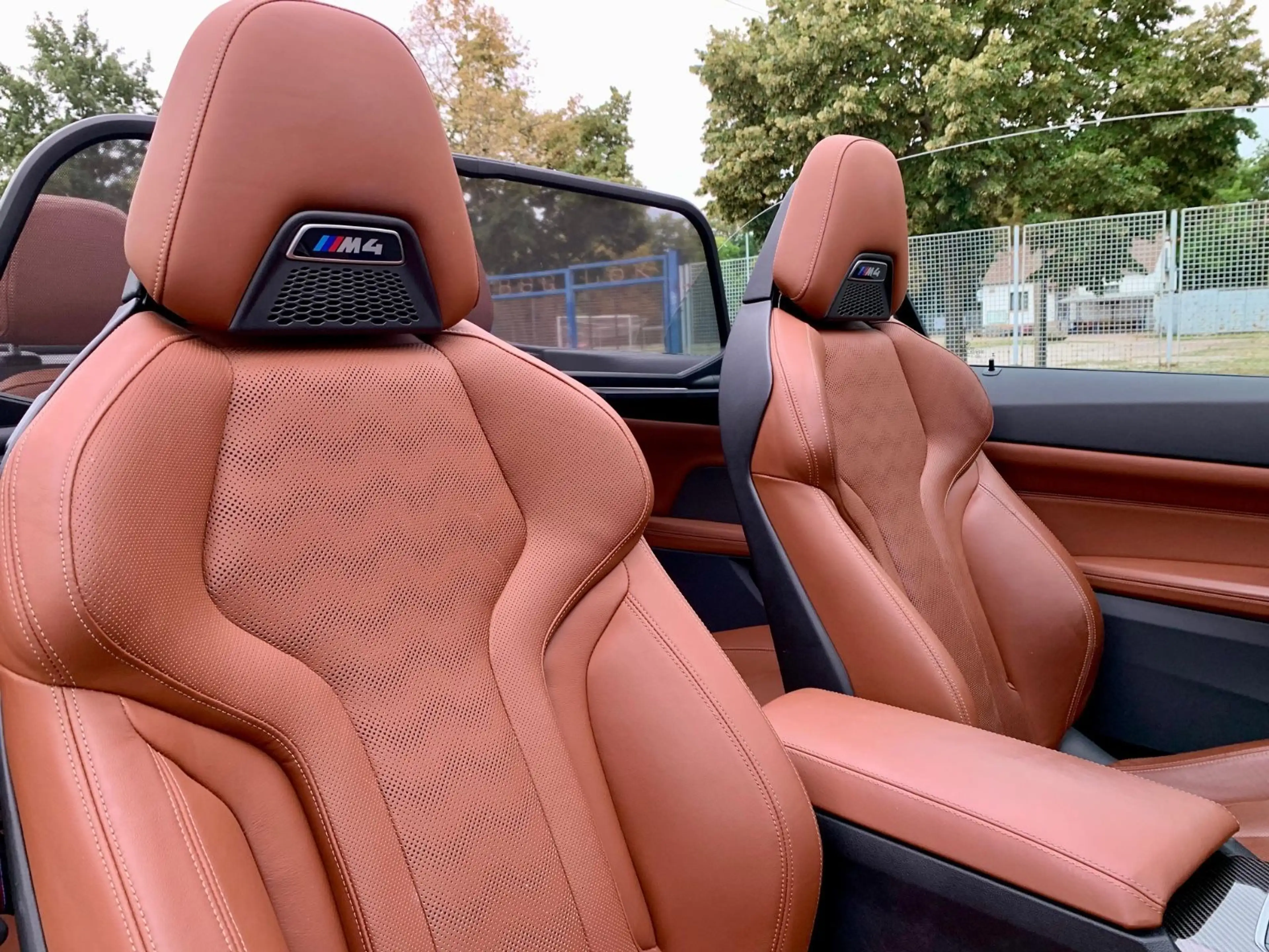 BMW M4 Cabrio xDrive Competition, Service NEU — photo 12