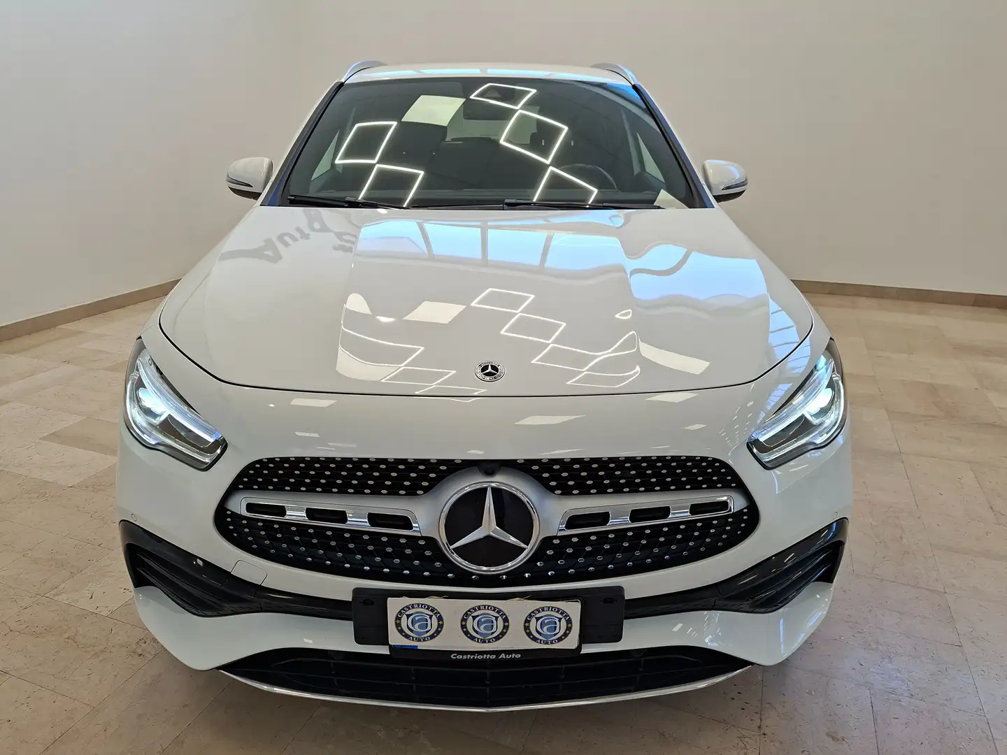 Mercedes-Benz GLA 200 d Premium AMG auto SOLI KM 59.815 !!! PERFETTA Bianco - 2