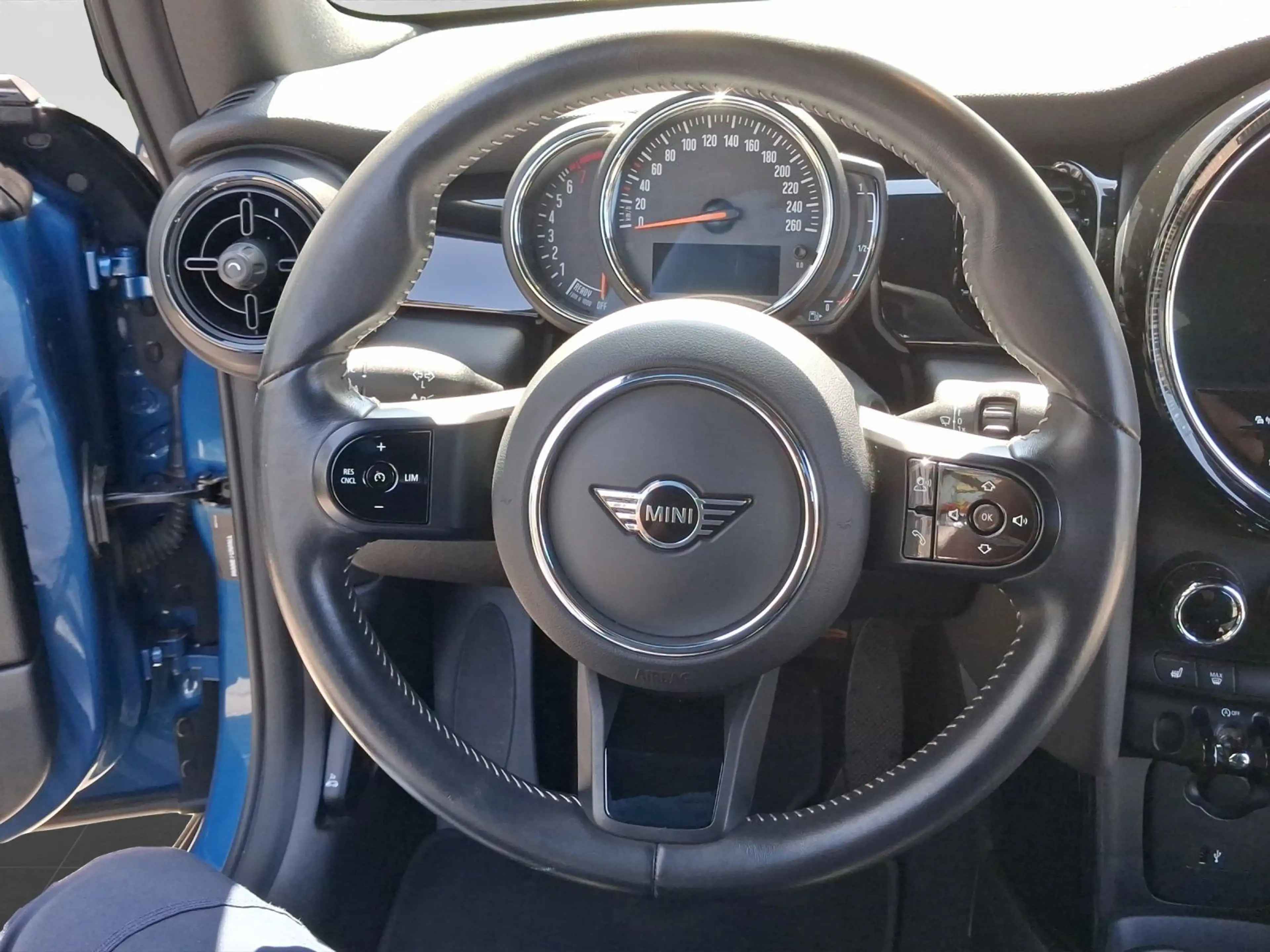 MINI Cooper Cabrio CLASSIC TRIM LED NAVI — photo 9