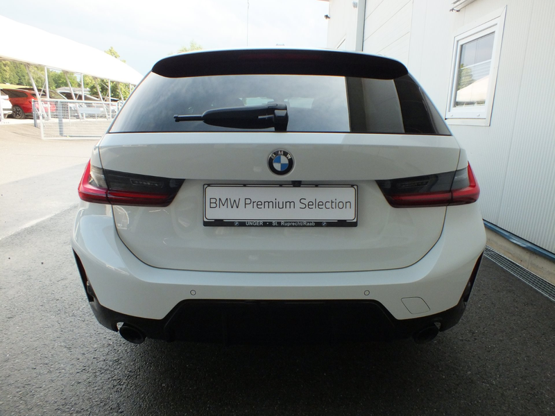 BMW 330 d xDrive — photo 6