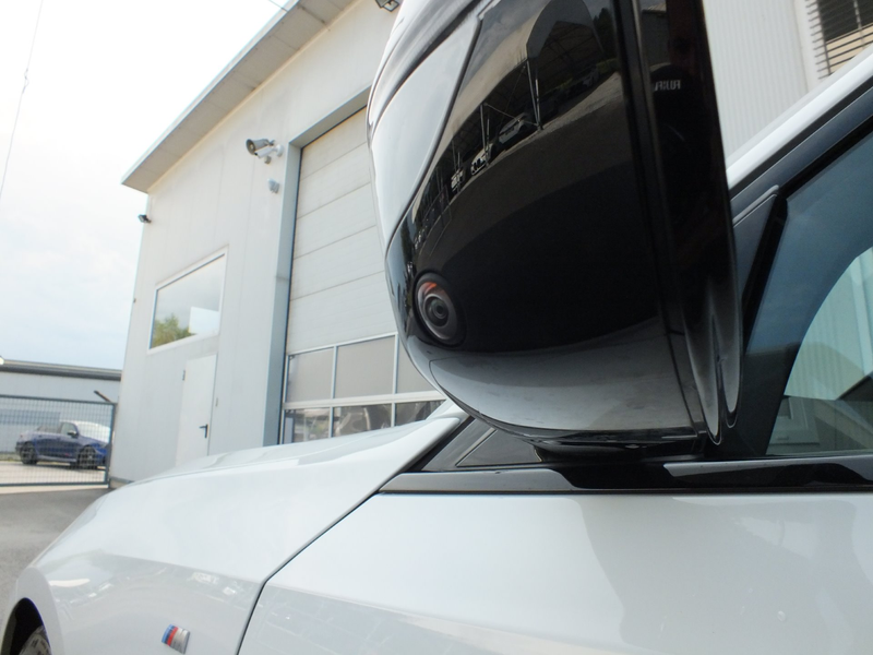BMW 330 d xDrive — photo 10