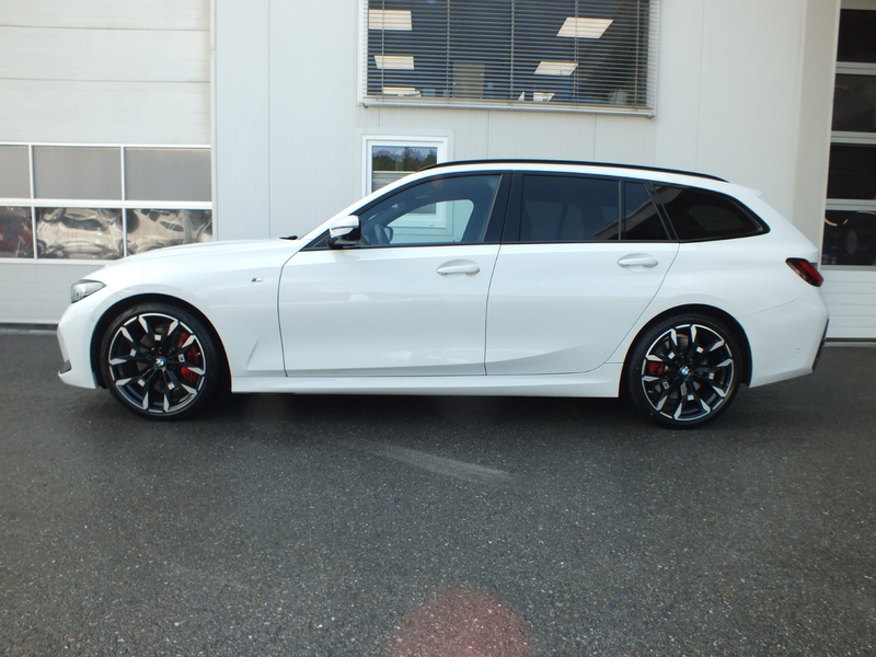 BMW 330 d xDrive — photo 4