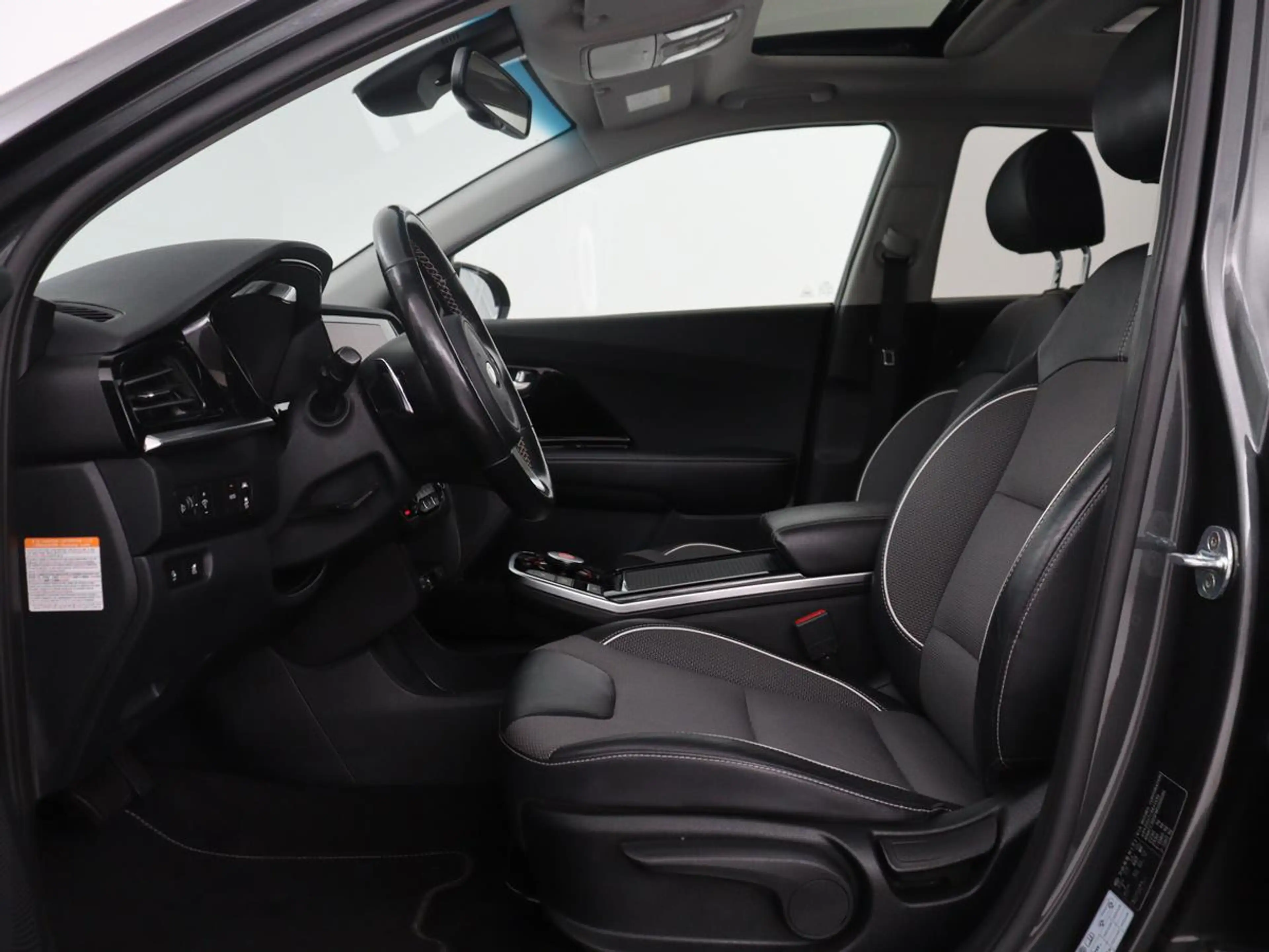 Kia e-Niro DynamicPlusLine 64 kWh | SOH 95,4% | Panoramadak | — photo 4