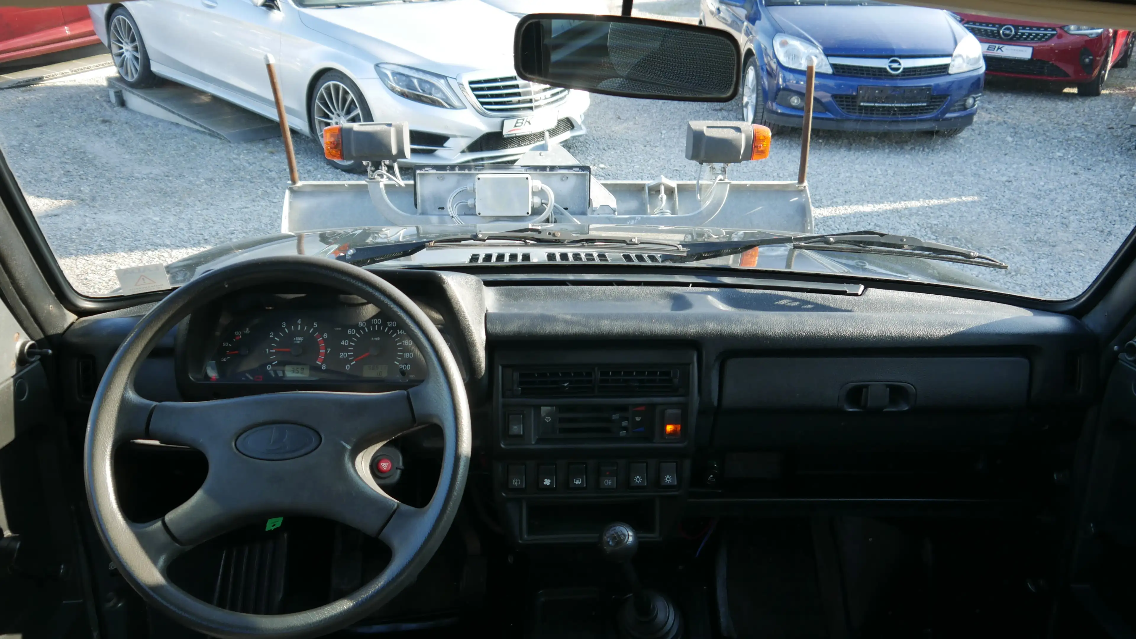 Lada Taiga Basis 4x4 Winterdienstfahrzeug Schneeschild Salzst — photo 10