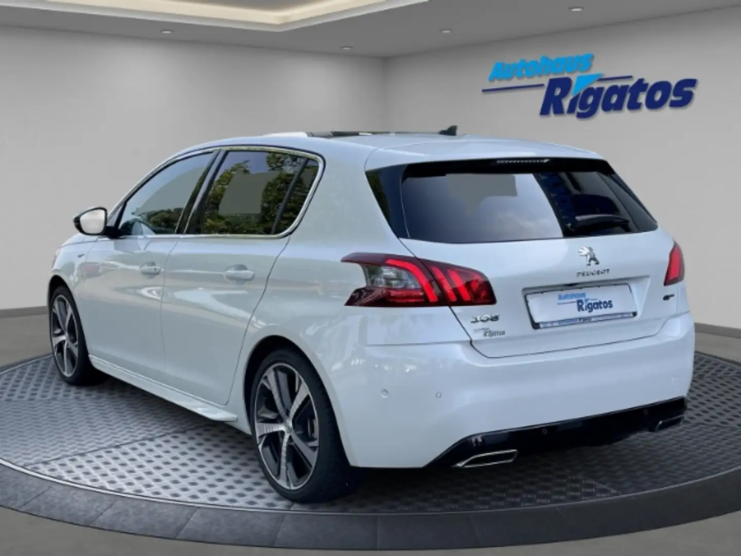 Peugeot 308 1.2 e-THP/PureTeh 130 GT-Pack Autom., AHK, Panoram Weiß - 2