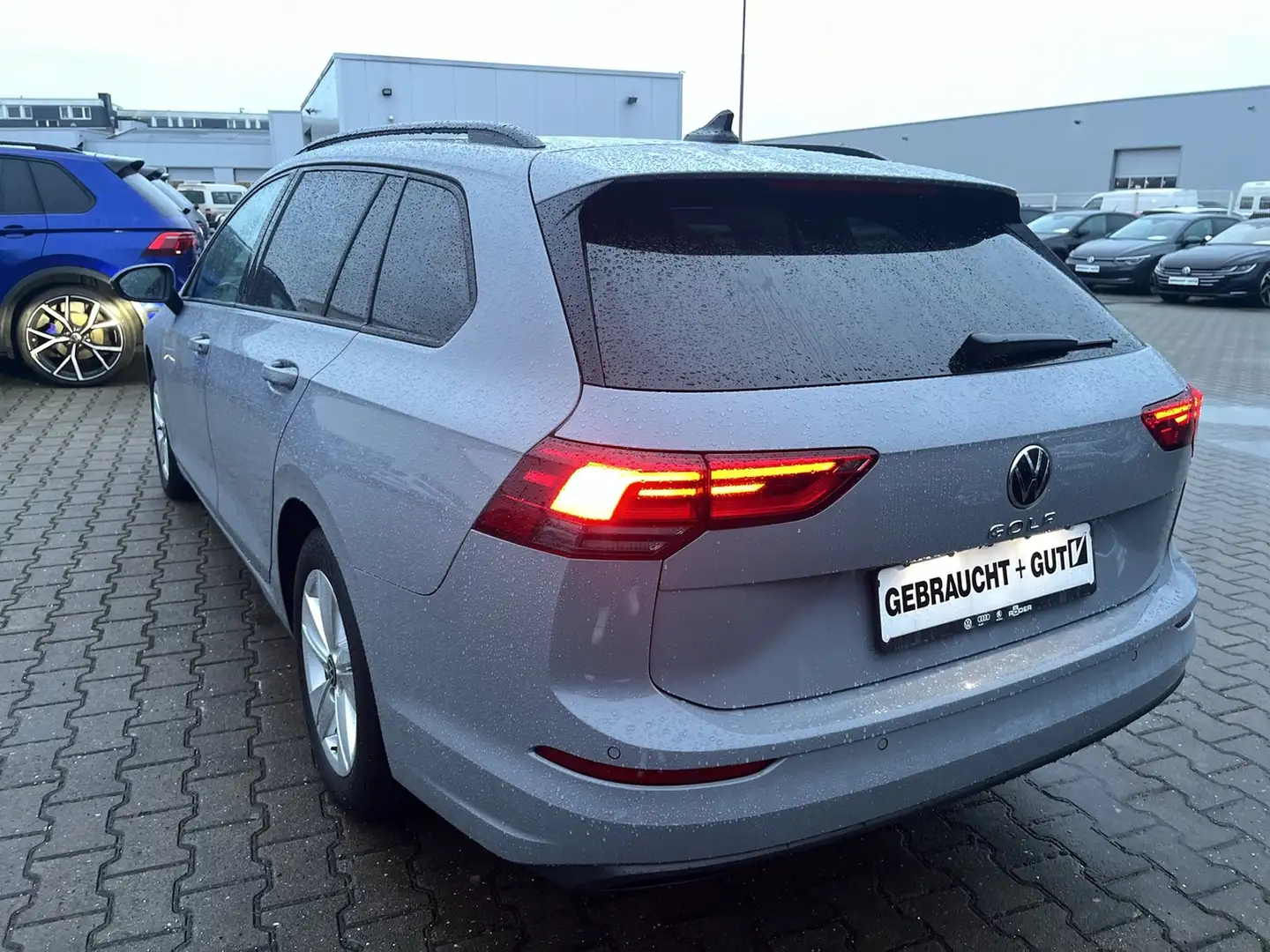 Volkswagen Golf VIII Variant Life 2.0 TDI DSG Gris - 2