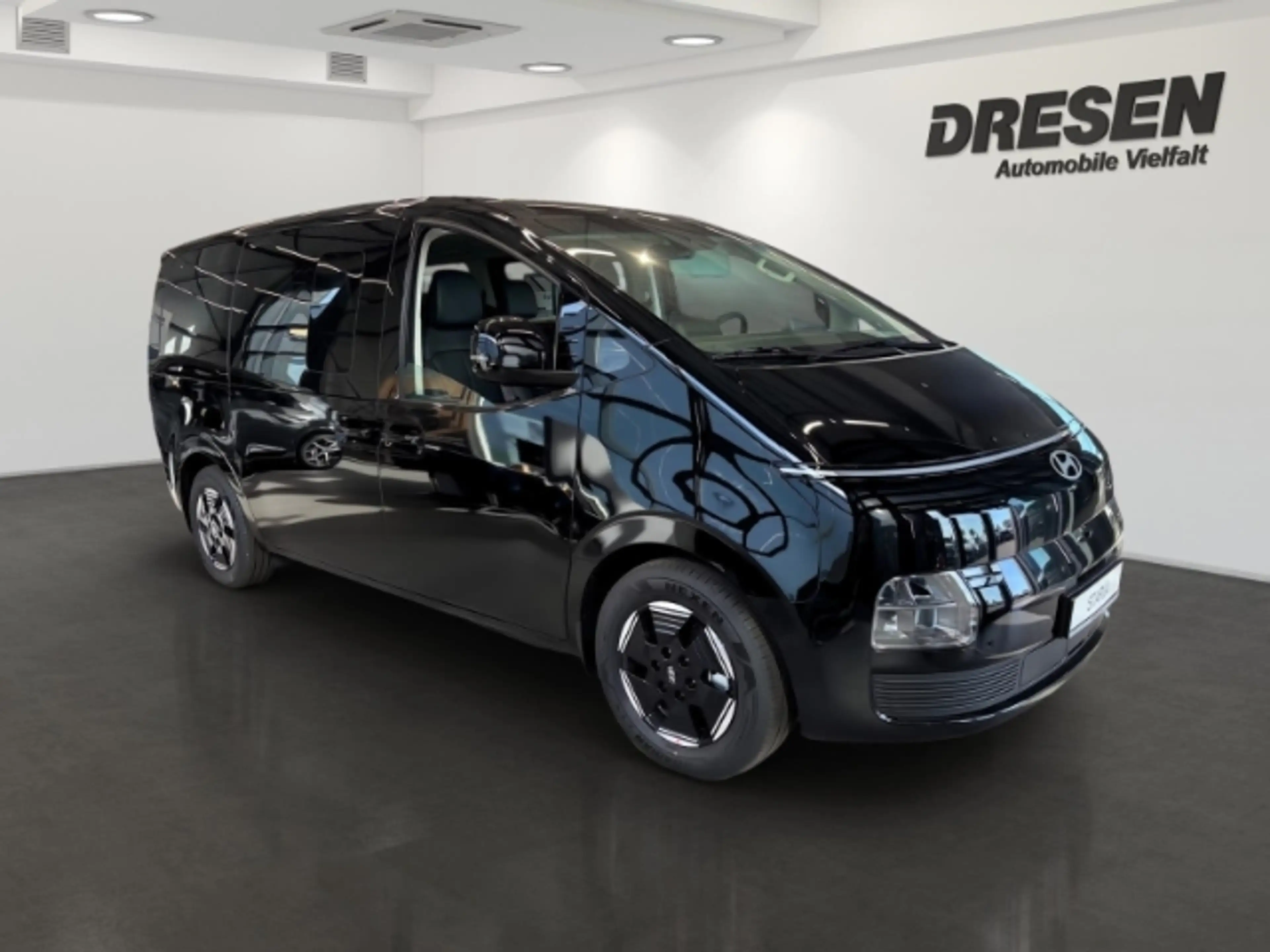 Hyundai STARIA (MY27) PRIME 9-Sitzer 84 kWh (218 PS) PANORAMADACH — photo 2