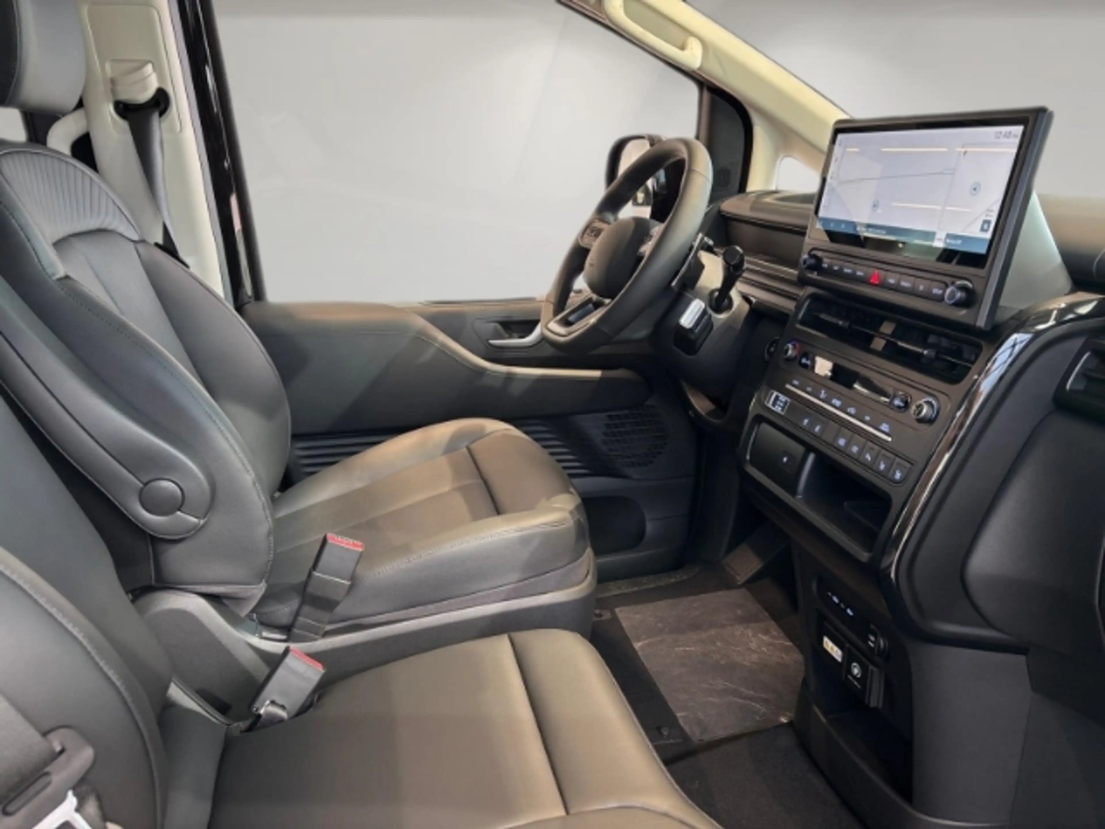 Hyundai STARIA (MY27) PRIME 9-Sitzer 84 kWh (218 PS) PANORAMADACH — photo 14