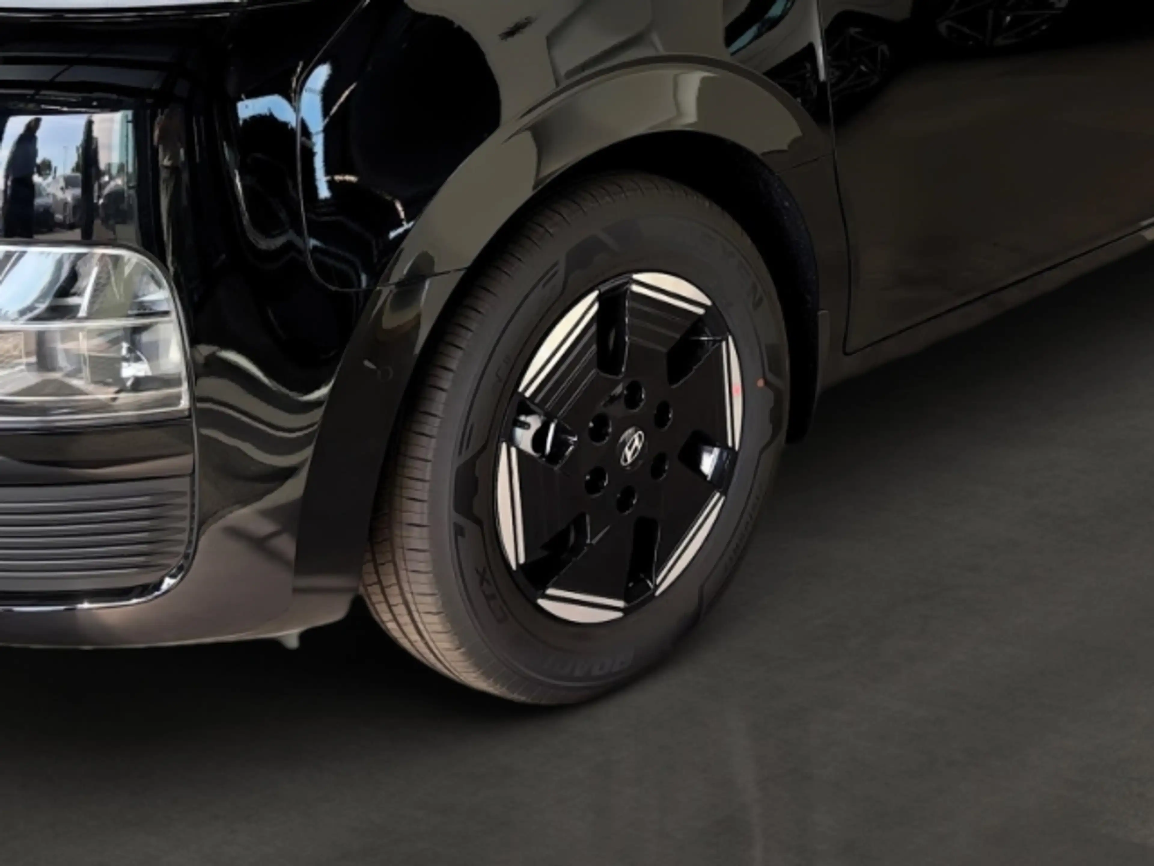 Hyundai STARIA (MY27) PRIME 9-Sitzer 84 kWh (218 PS) PANORAMADACH — photo 6