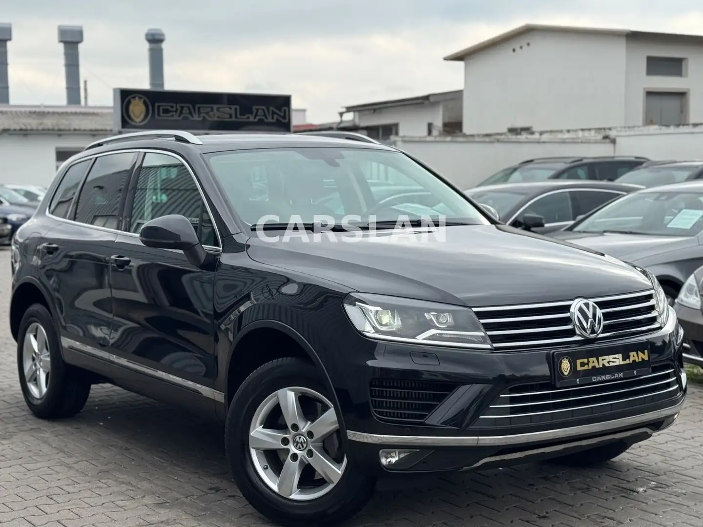 Volkswagen Touareg V6 TDI "2.HAND+NAVI+LEDER+Bi-XENON+AHK" Schwarz - 1