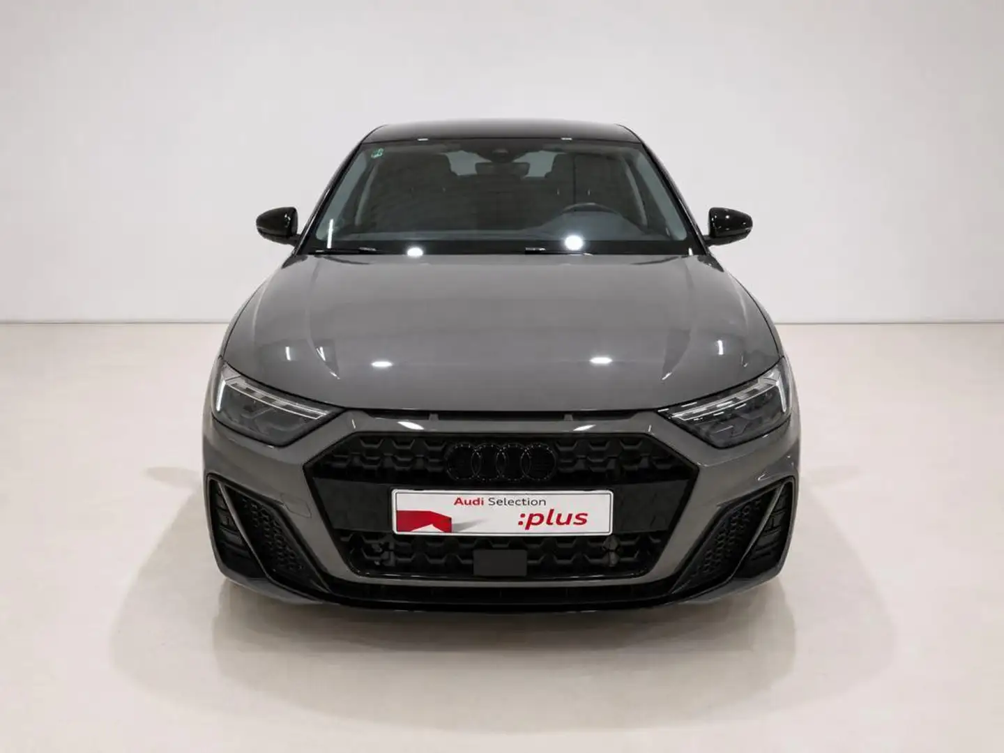 Audi A1 Sportback 30 TFSI Adrenalin S tronic 85kW Gris - 2