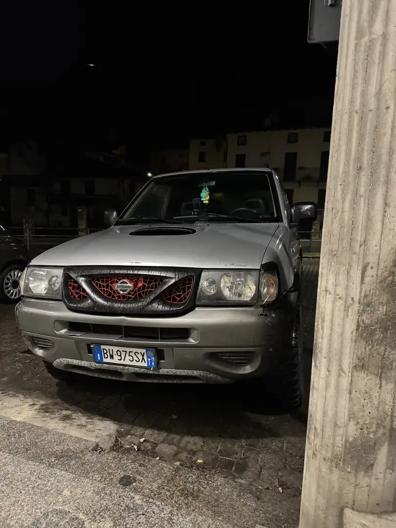 Nissan Terrano 3p 2.7 tdi SR - 1