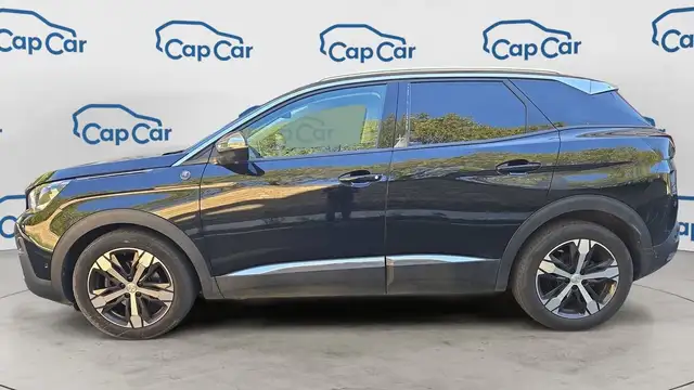 Peugeot 3008 view 2