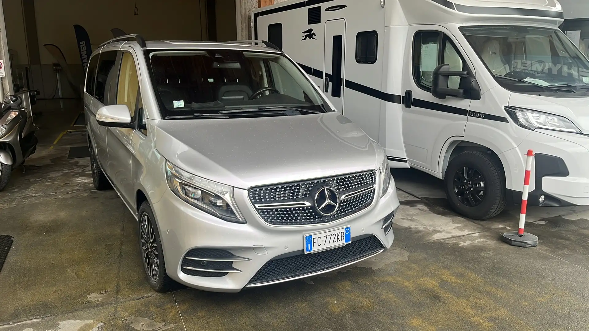 Mercedes-Benz V 250 250 long 4motion premium amg - 1