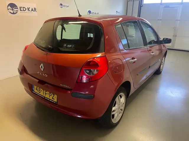 Renault Clio view 6