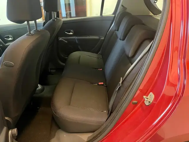Renault Clio view 12