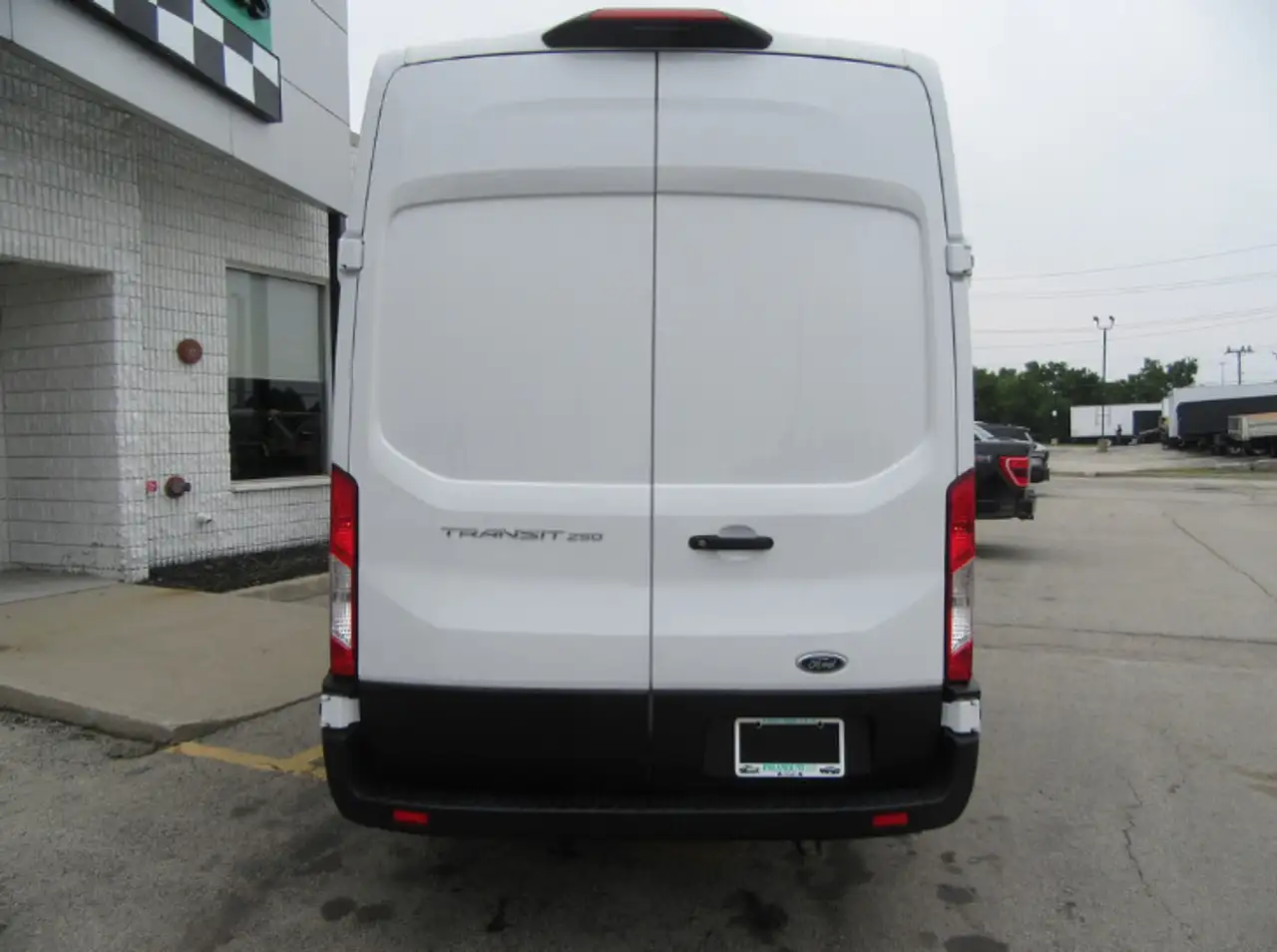 Ford Transit снимка Ford Transit