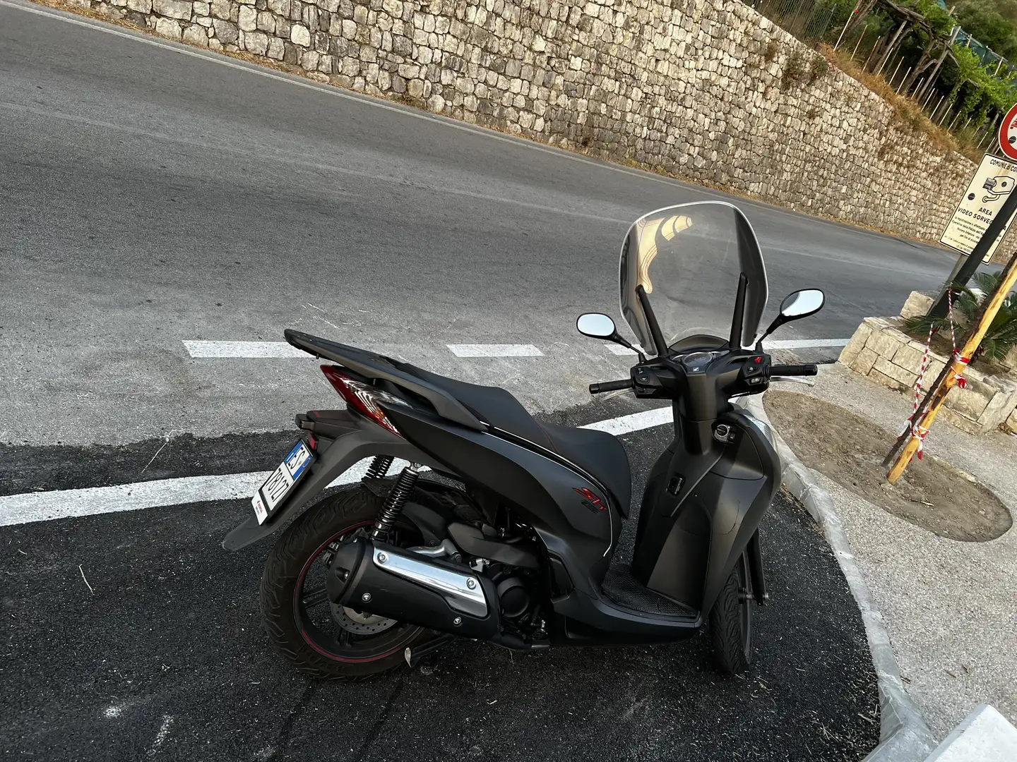 Honda SH 300 SPORT Nero - 2