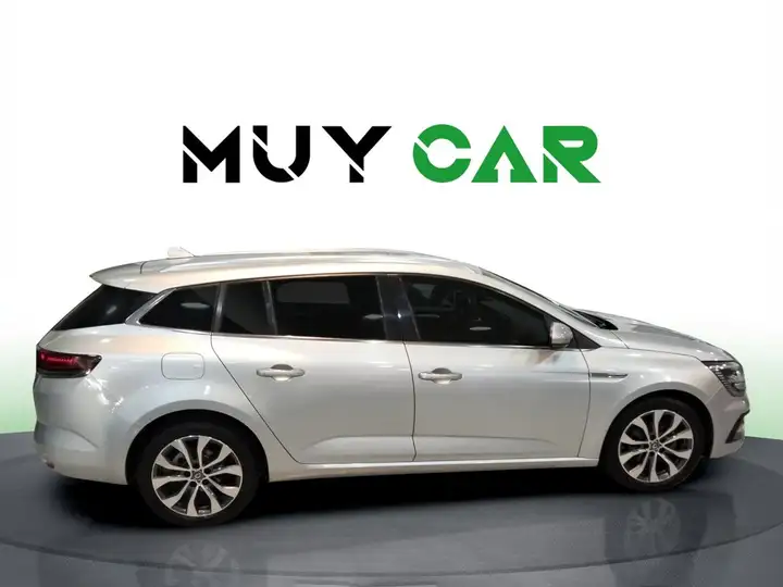Renault Mégane 2022, foto 8