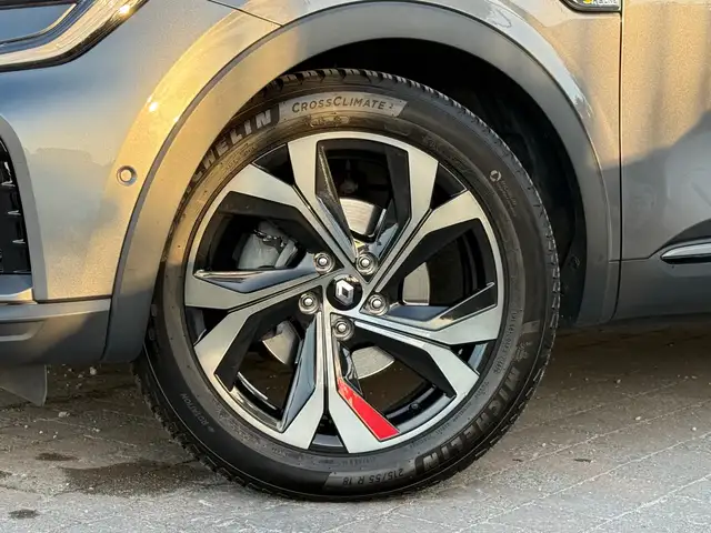 Renault Arkana view 4