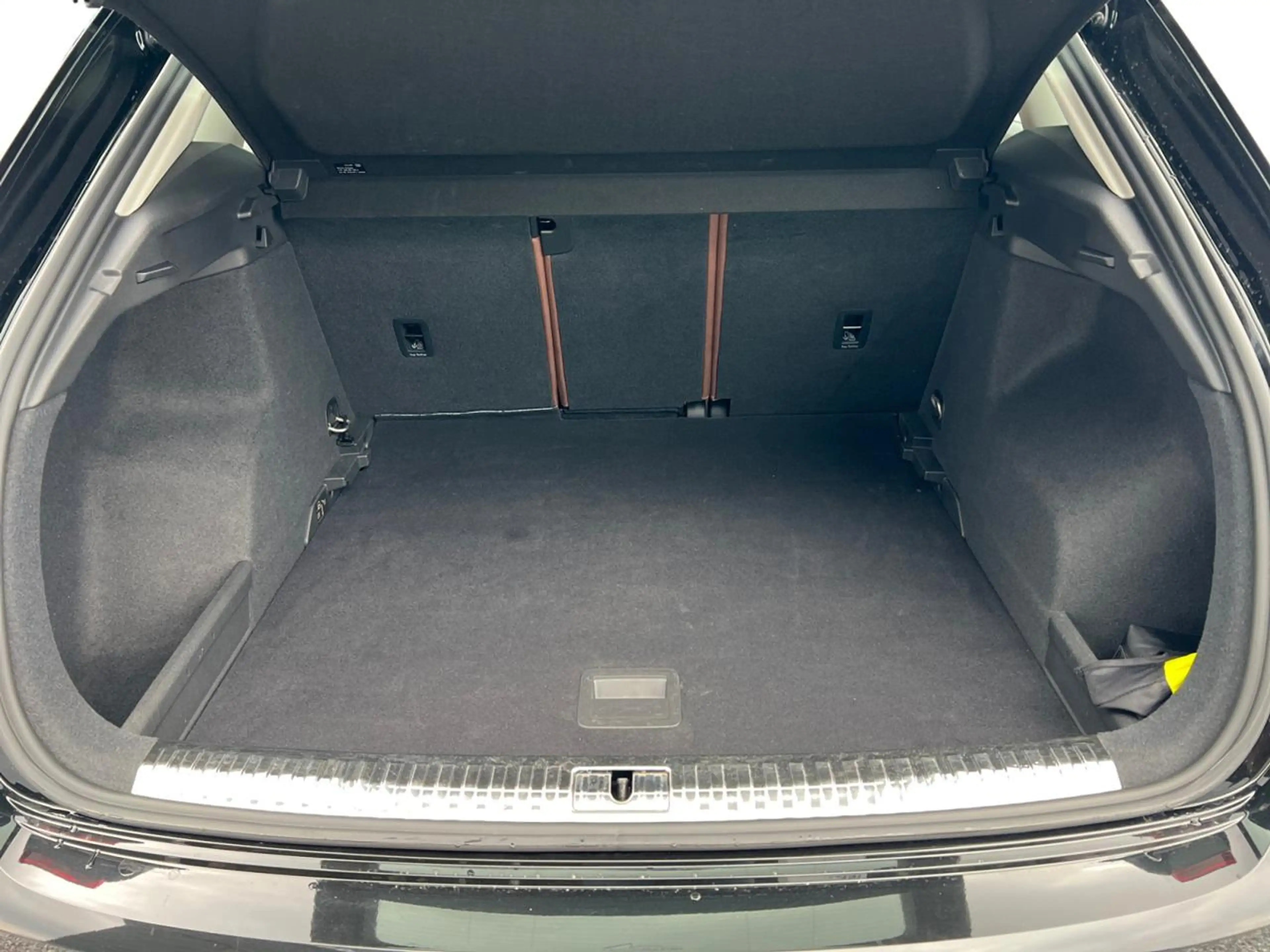 Audi Q3 Q3 35 TDi Business Edition Advanced S tronic — photo 14