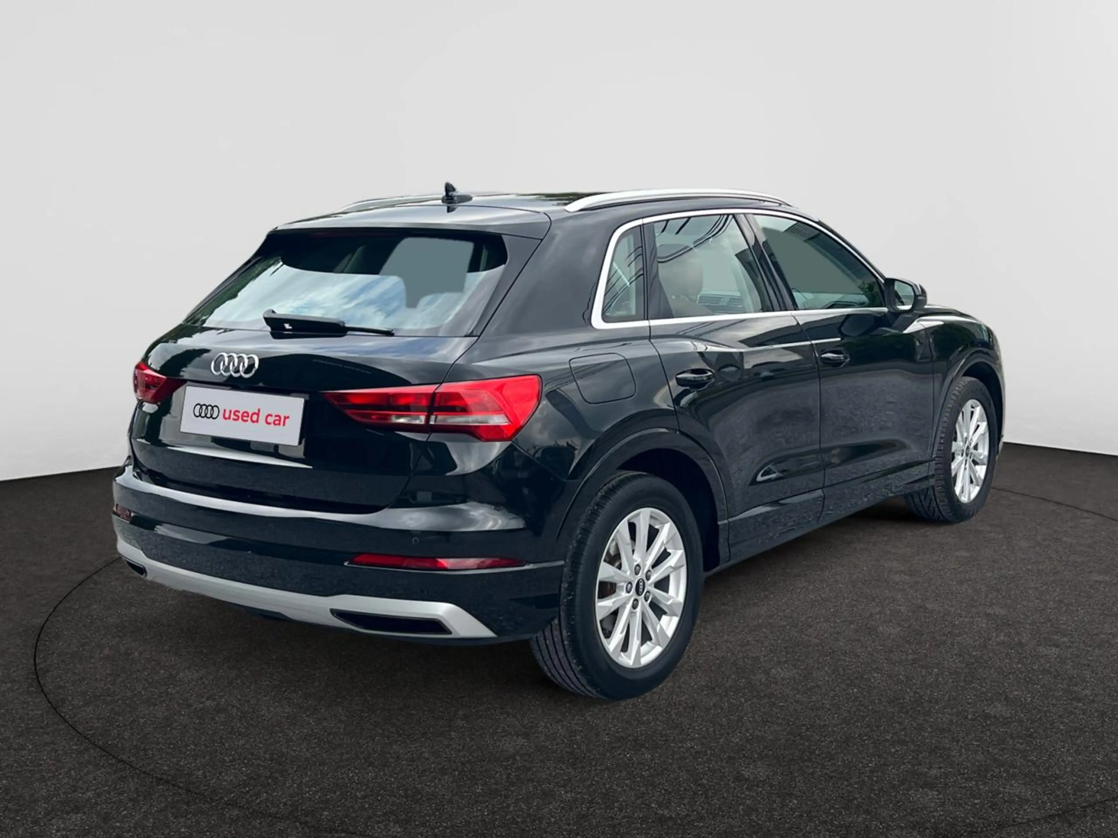 Audi Q3 Q3 35 TDi Business Edition Advanced S tronic — photo 2
