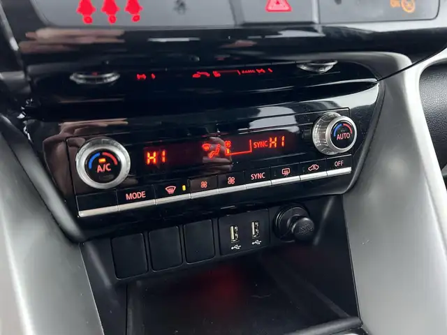 Mitsubishi Eclipse Cross view 15