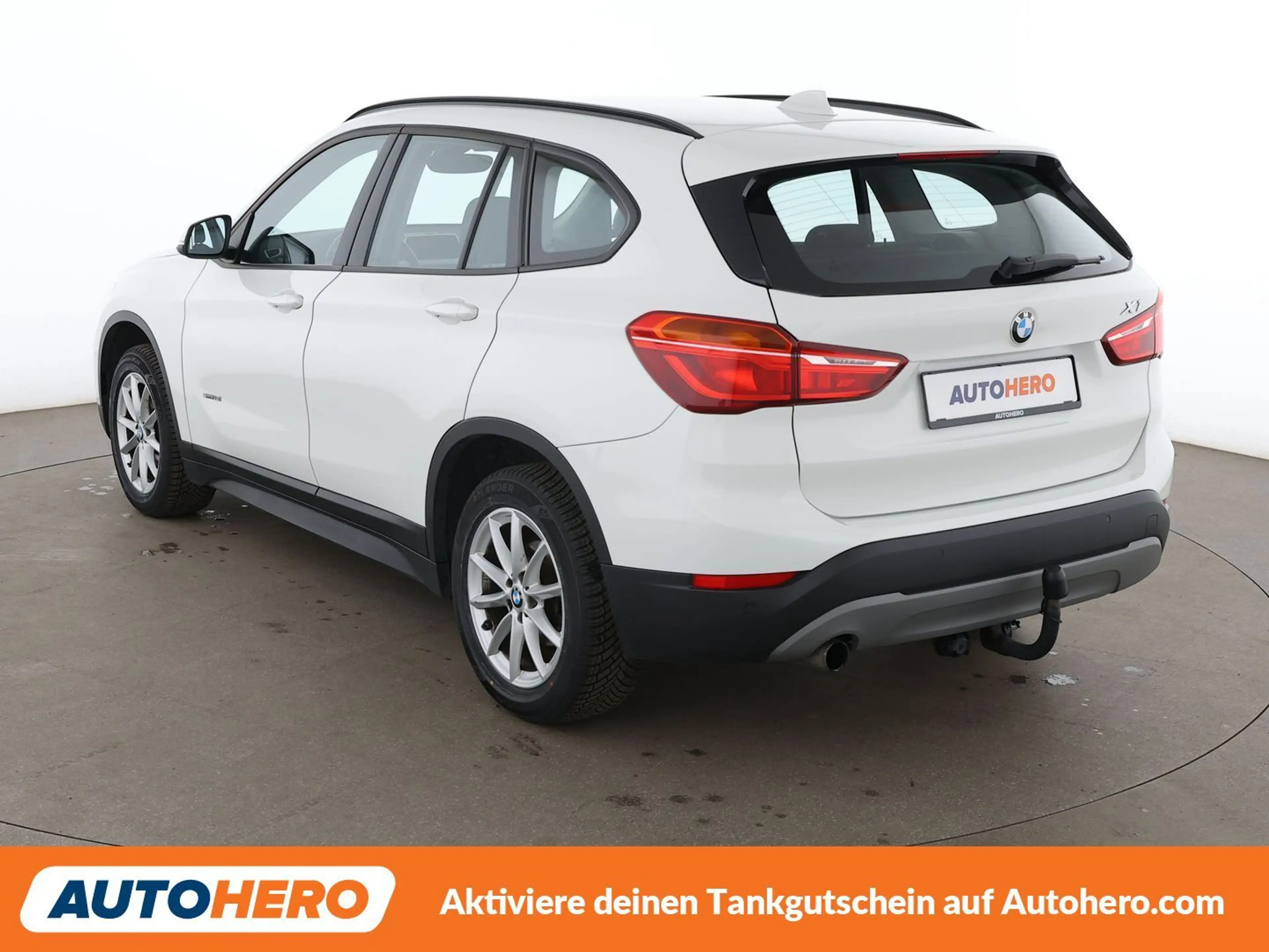 BMW X1 sDrive 18i Advantage Aut.*TEMPO*PDC*SHZ* — photo 4