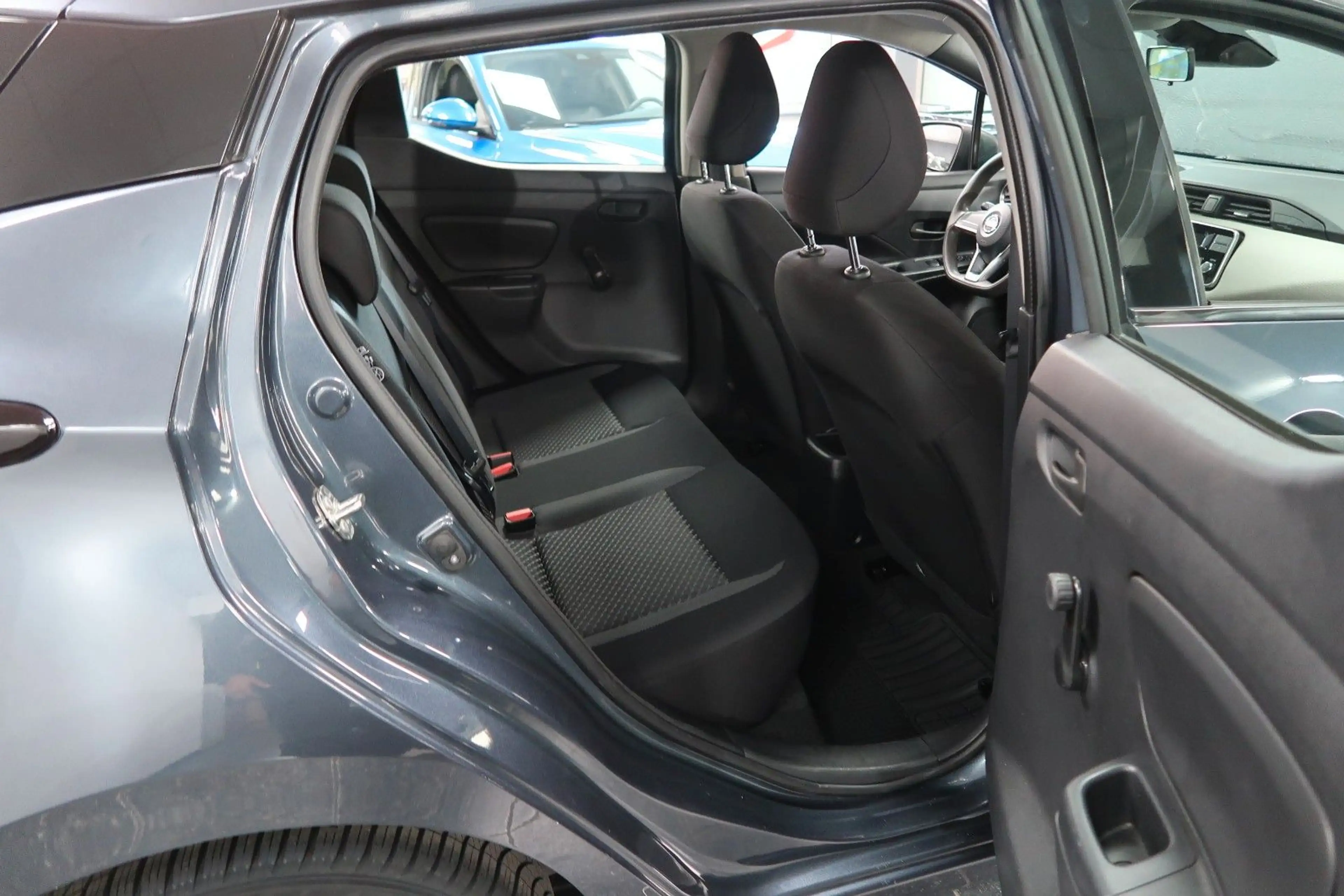 Nissan Micra Visia Plus*Led*TÜV*Neue Reifen*AHK1Hand* — photo 15