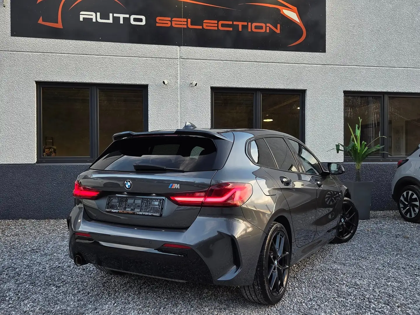 BMW 118 i | CIEL ETOILE | PACK M | SIEGES COQUE | HARMAN K Grijs - 2