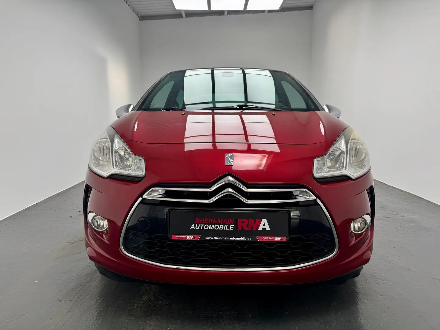 Citroen DS3 SportChic 1.6 16V Turbo Metallic+SHZ+KLIMA+ Rot - 2