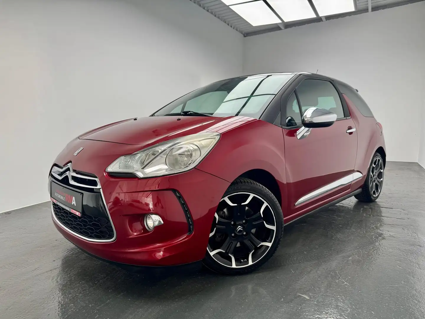 Citroen DS3 SportChic 1.6 16V Turbo Metallic+SHZ+KLIMA+ Rot - 1