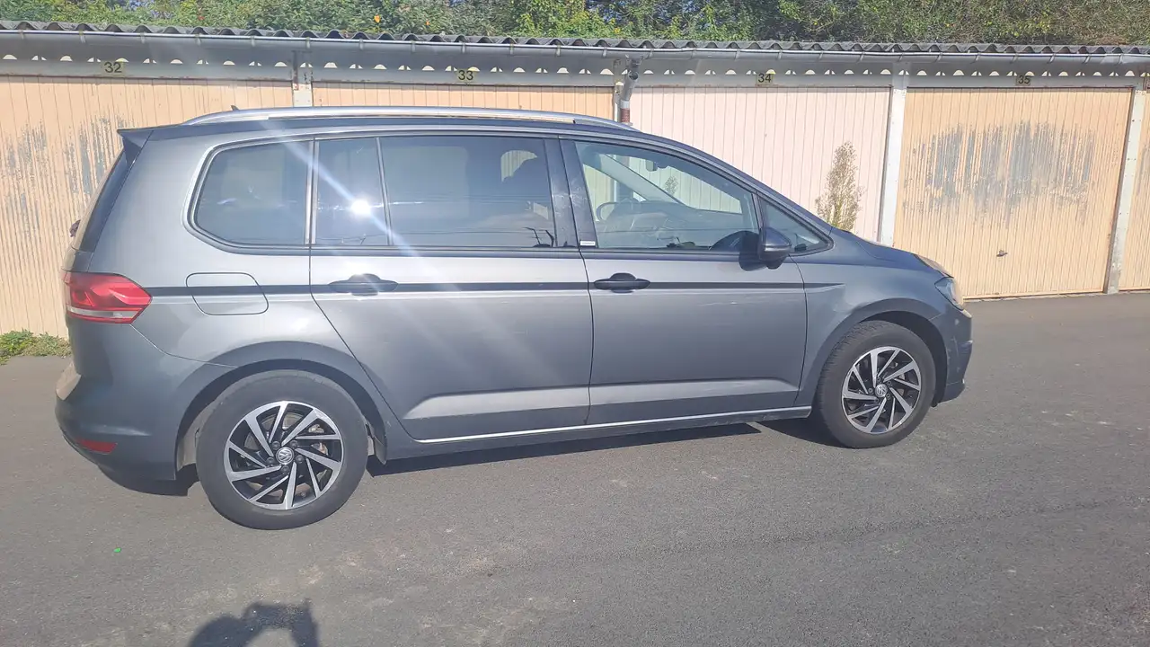 Volkswagen Touran 1.6 TDI 115 DSG7 5pl Connect