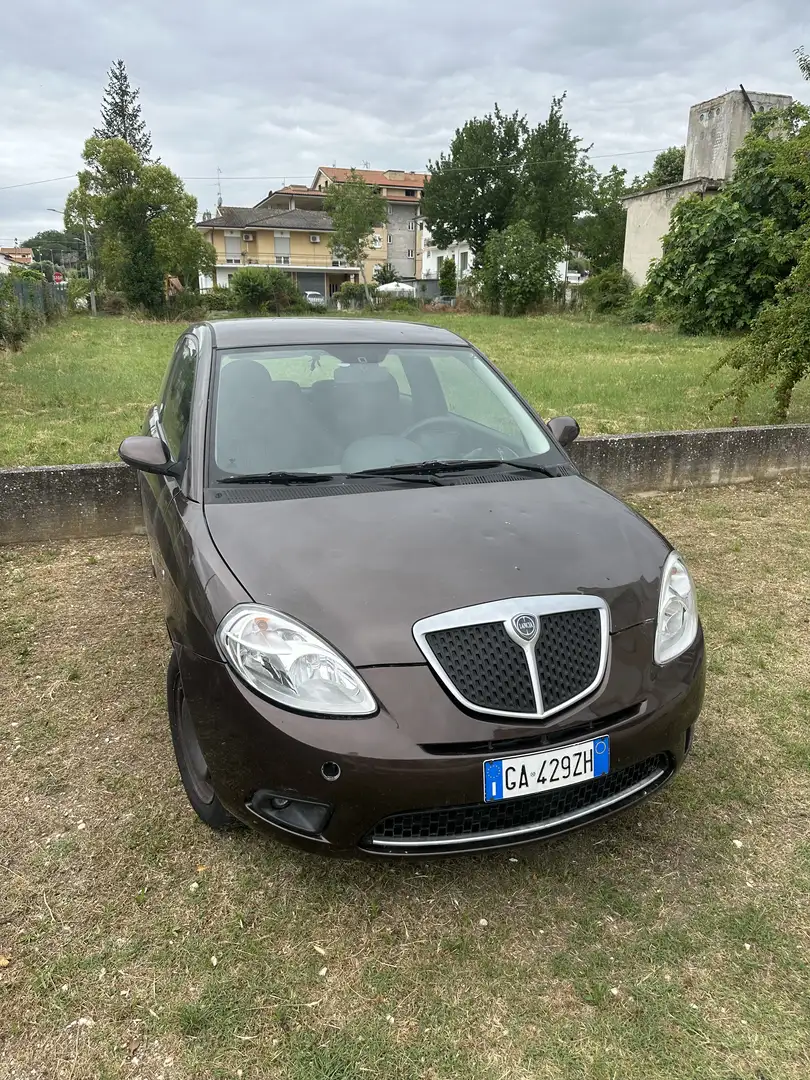 Lancia Ypsilon Per neopatentati 1.4 8v Argento ecochic Gpl - 1