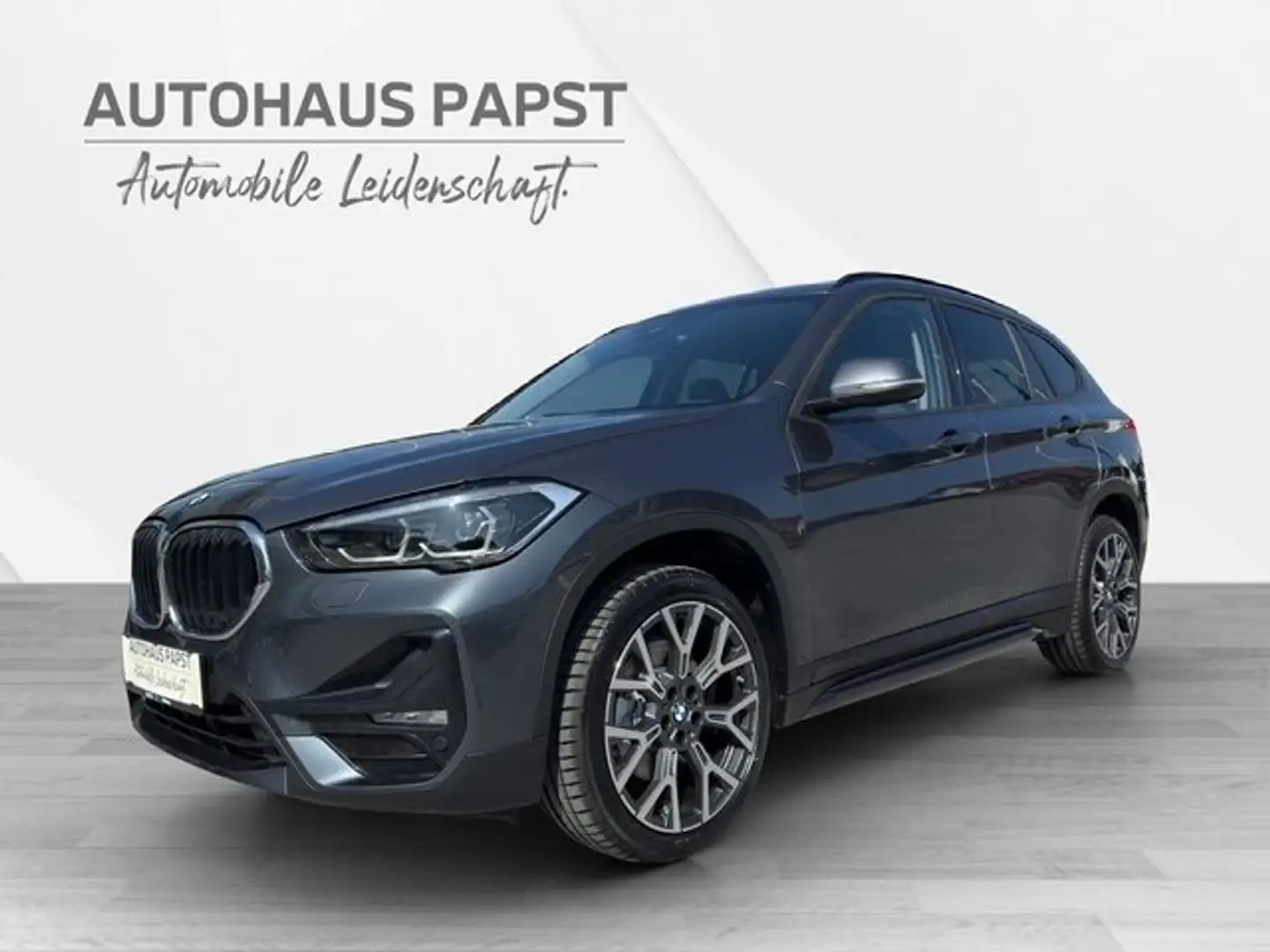 BMW X1 *** 4 PAKETE *** NP € 57.200 *** ALLRAD ** -48% Gris - 1