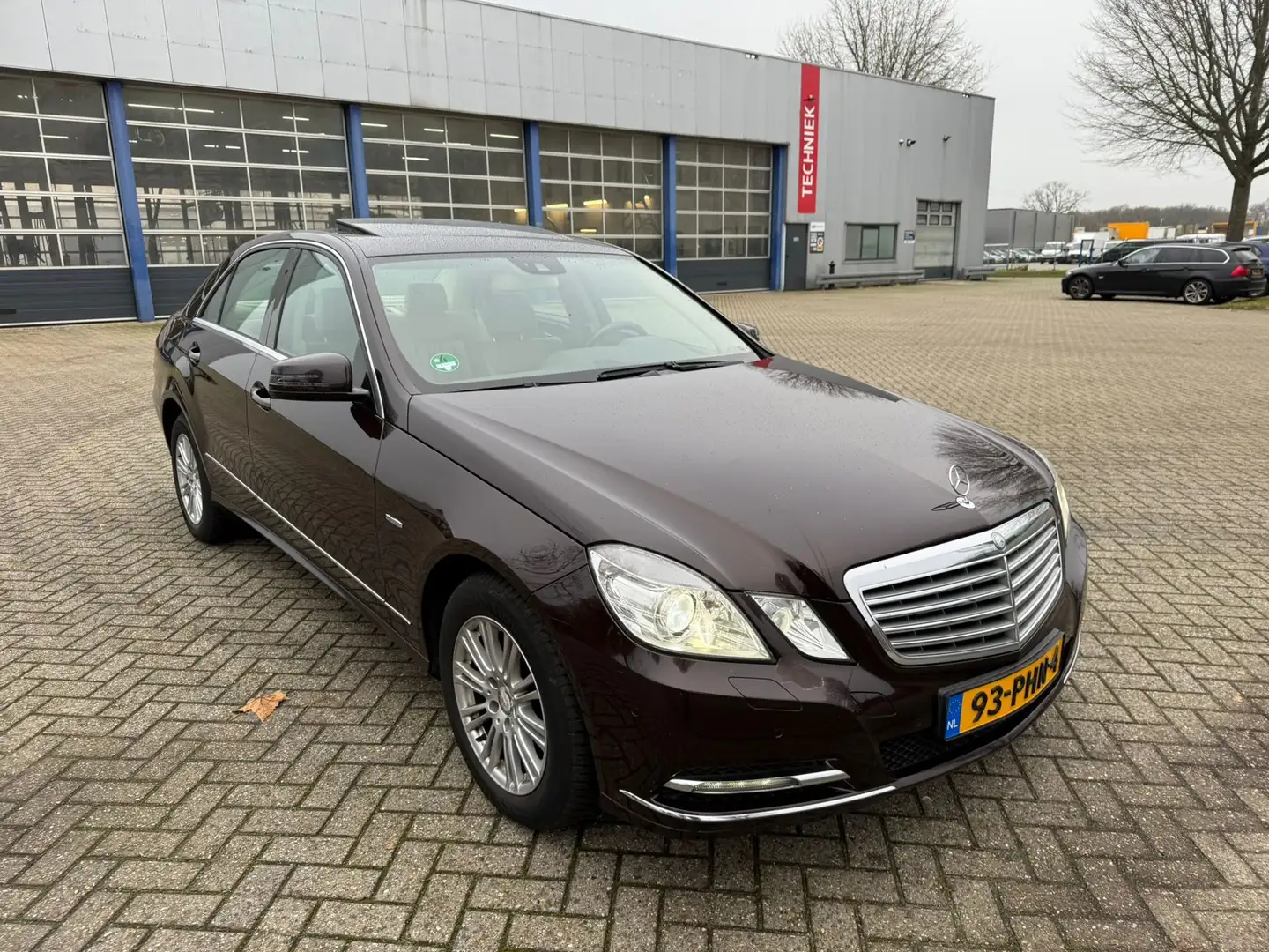 Mercedes-Benz E 300 CDI Elegance Bruin - 2