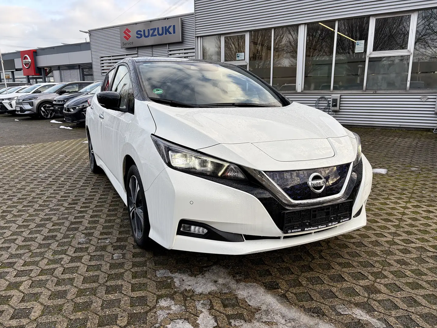 Nissan Leaf Tekna 360° Kamera, SHZ, LHZ, Voll LED, Bose Weiß - 2